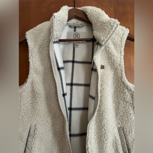 Sage Collective Sherpa Fleece Lined Vest, Cream, Like New, Size Small - Picture 3 of 6
